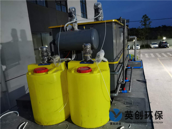 ���̰���